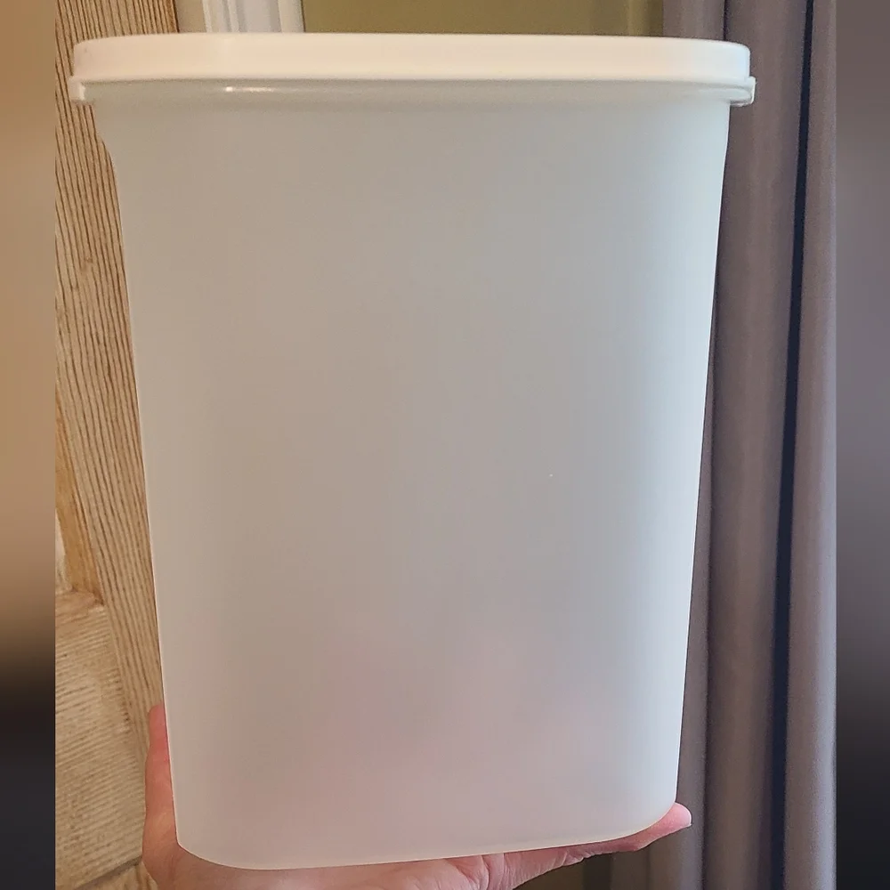 2 Tupperware Modular Countainer - Picture 4 of 10